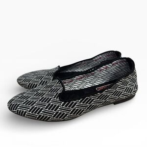 Skechers Cleo Huntington Ballet Flats Black White Knit Pointed Toe US 7 UK 4